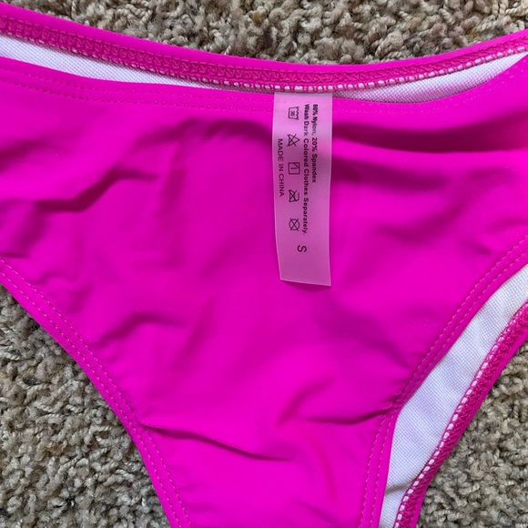 NWT. High waisted Bikini Bottom - Picture 4 of 6